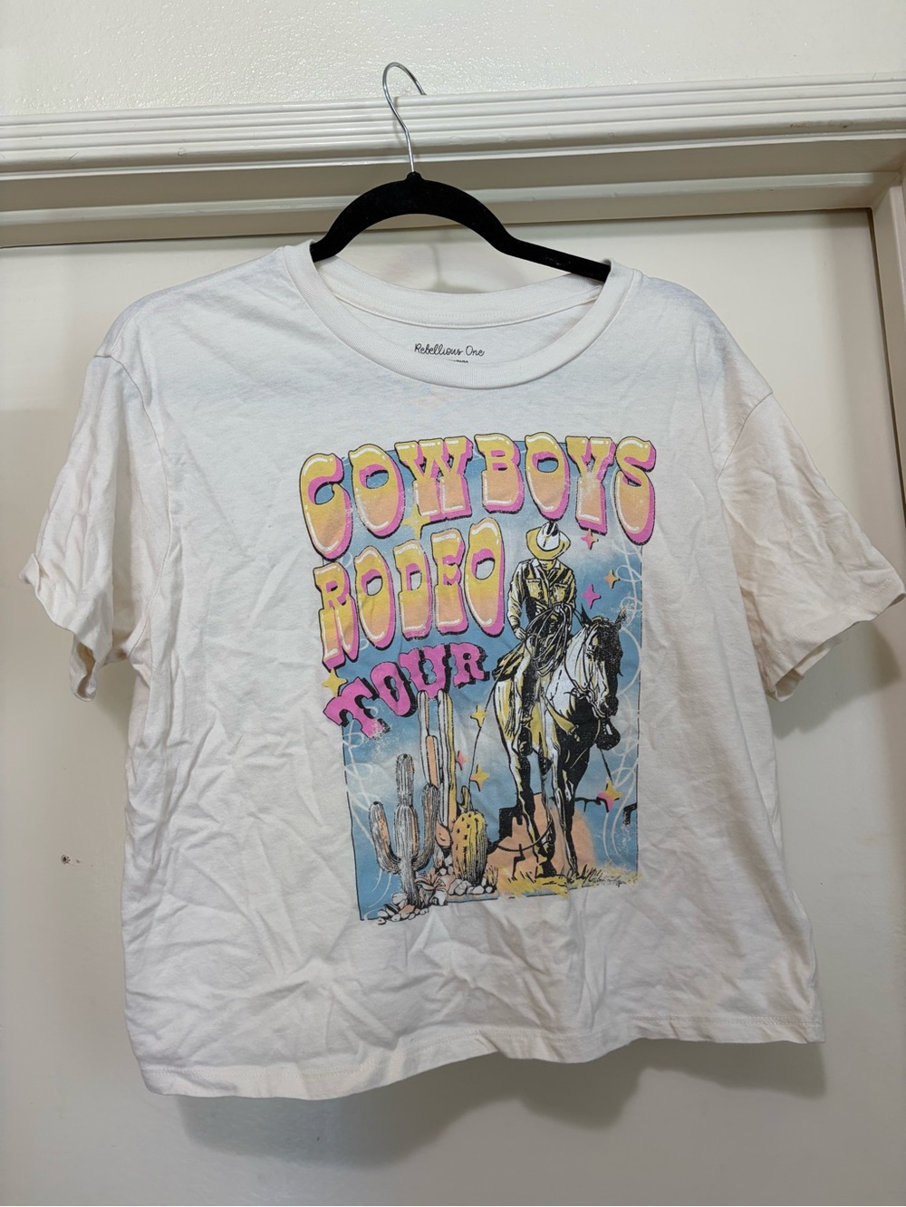 COWBOYS RODEO TOUR GRAPHIC TEE